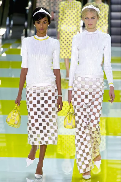 Look 20